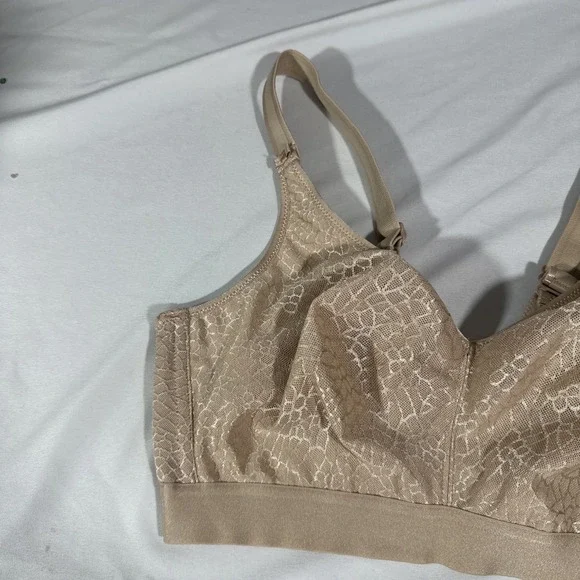 NWT $78 Chantelle [‎ 34DDD US ] C Magnifique Wirefree Bra in Nude #7001